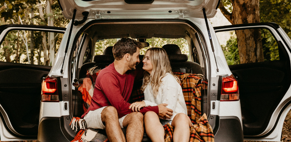 20 Fun Date Ideas to Try This Fall