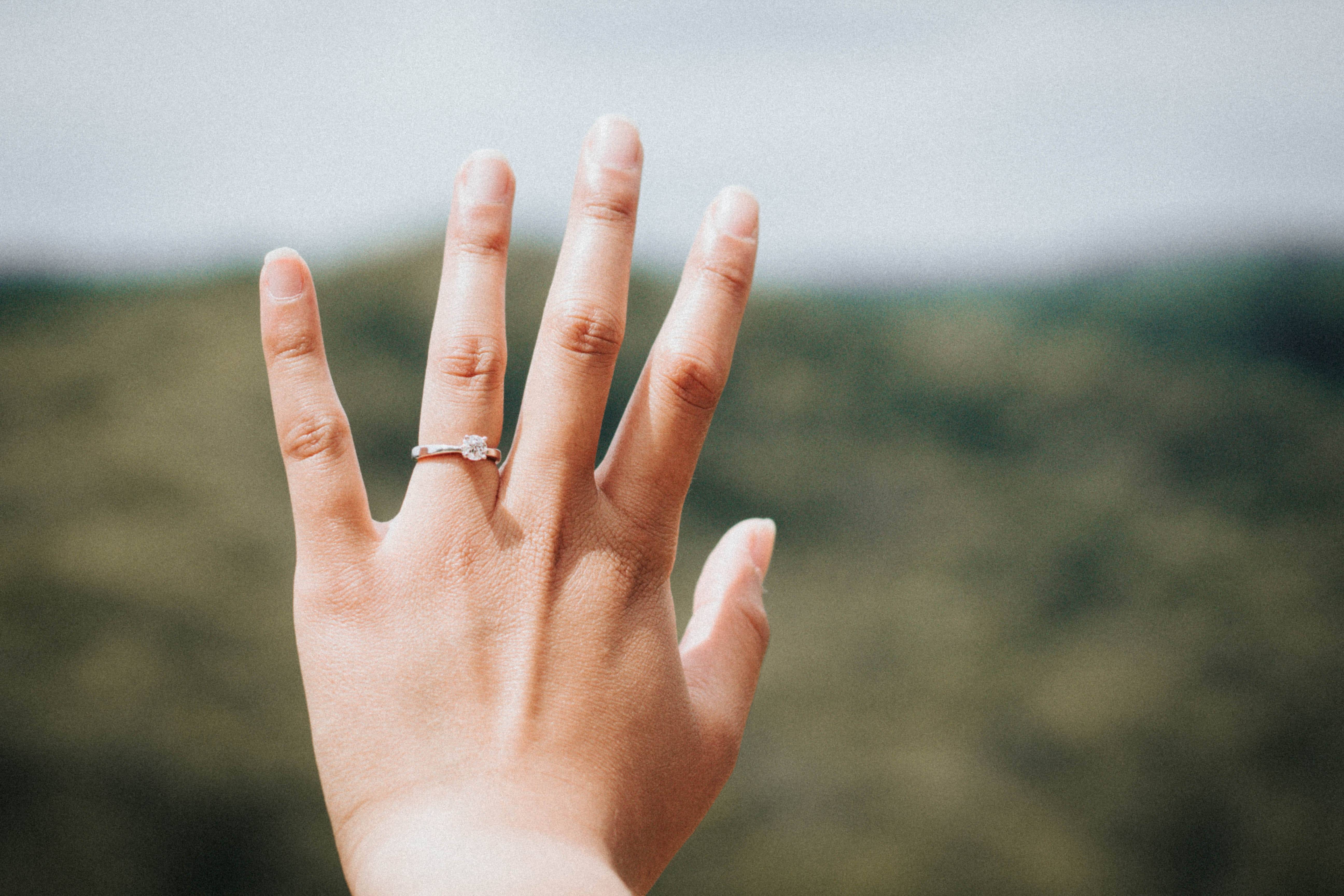 Just Lost Your Engagement Ring? Here’s How Ring Insurance Really Works